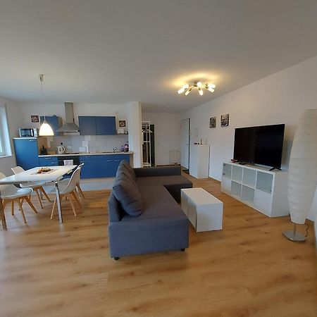 Schoene Ferienwohnung In Neu-Anspach Bagian luar foto
